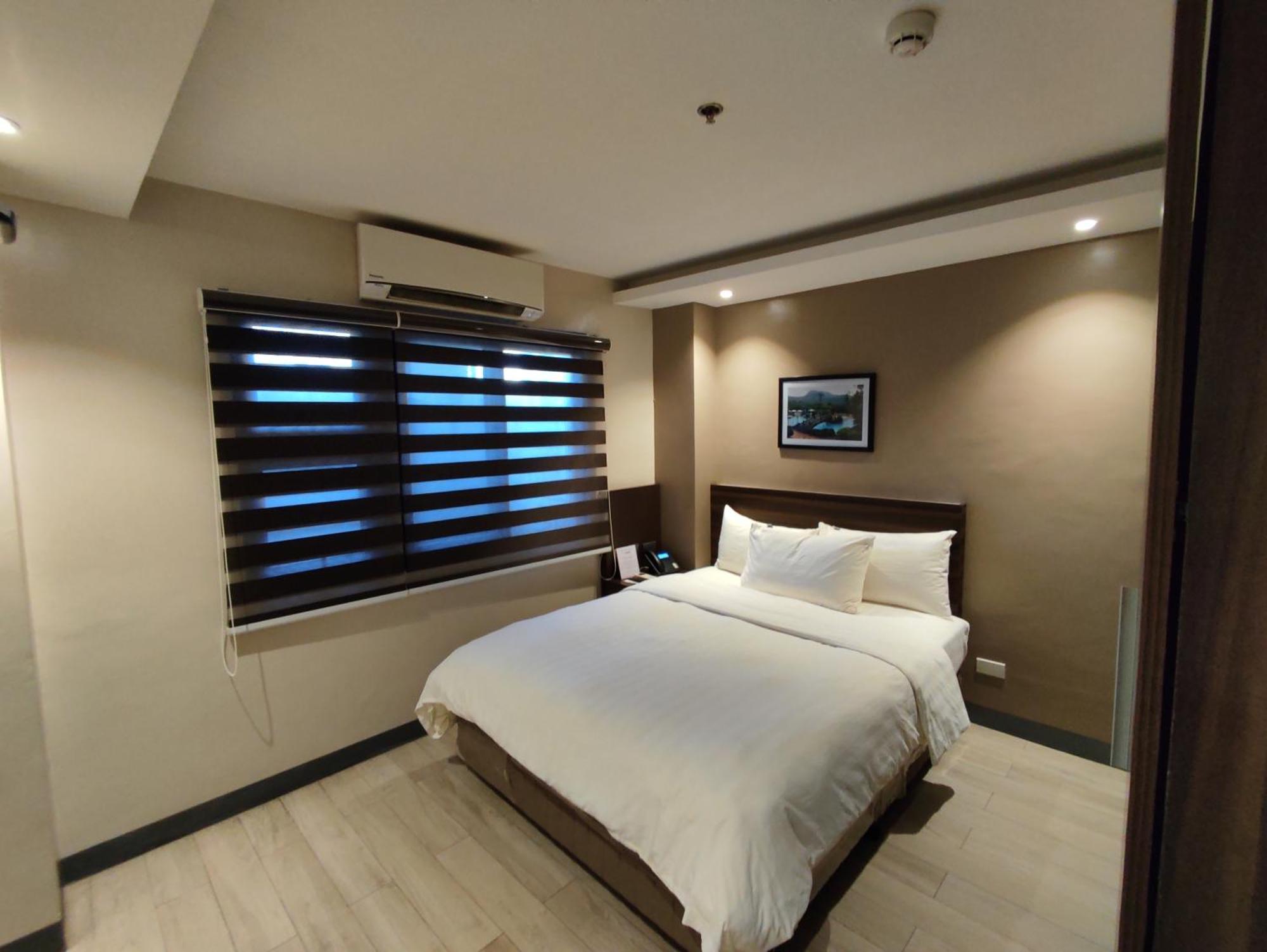 Hotel Inigo Legazpi Esterno foto